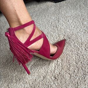 Louise et Cie Pink Suede Heels with Fringe Tassel